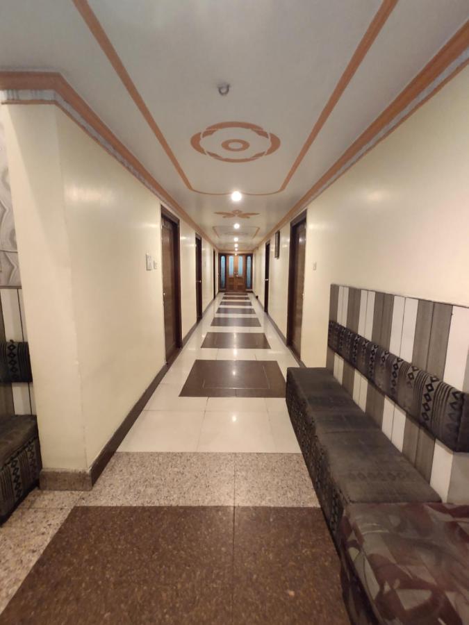Hotel Aman Palace Allāhābād Junction Екстериор снимка